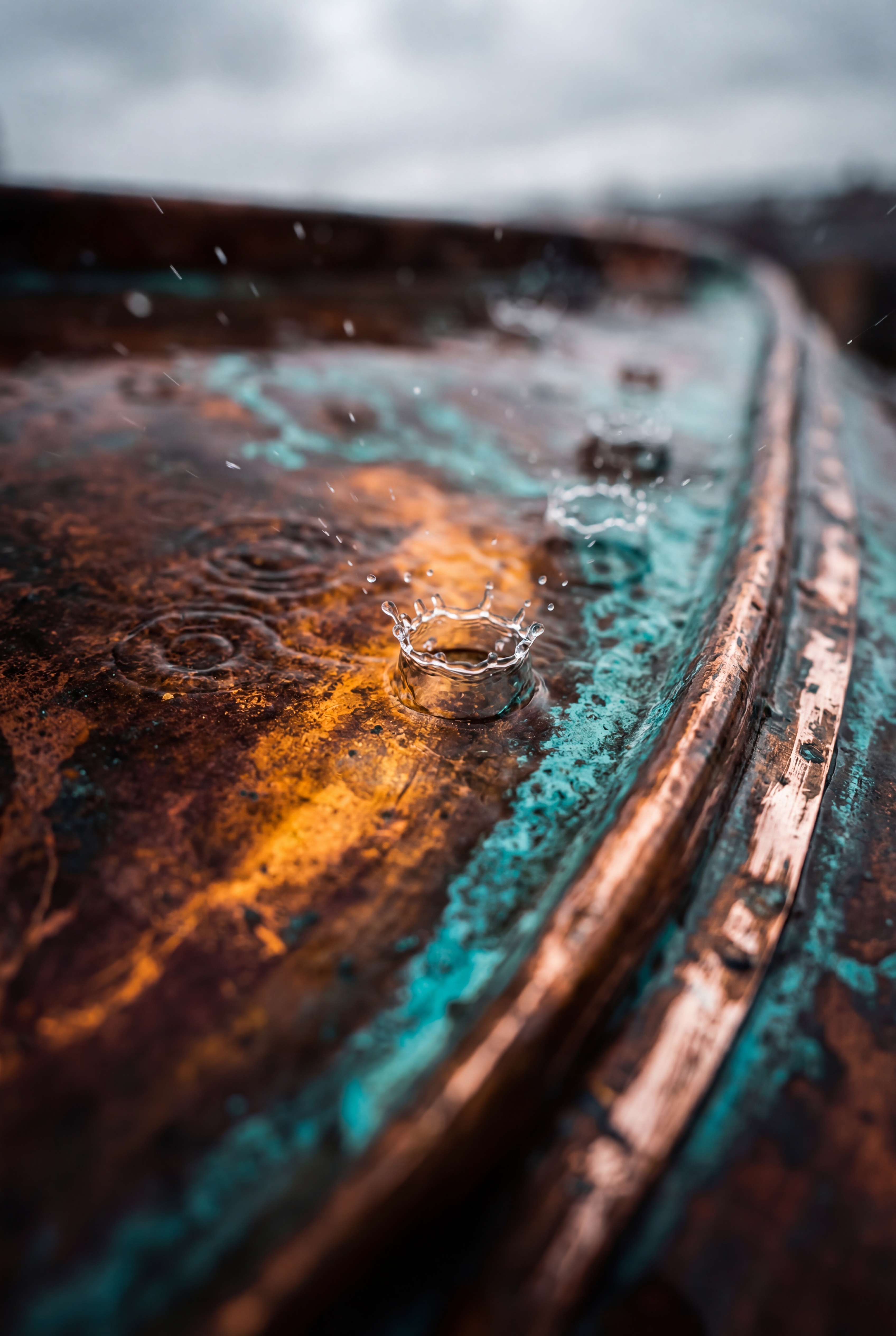 Verdigris Crowns and Amber Ripples